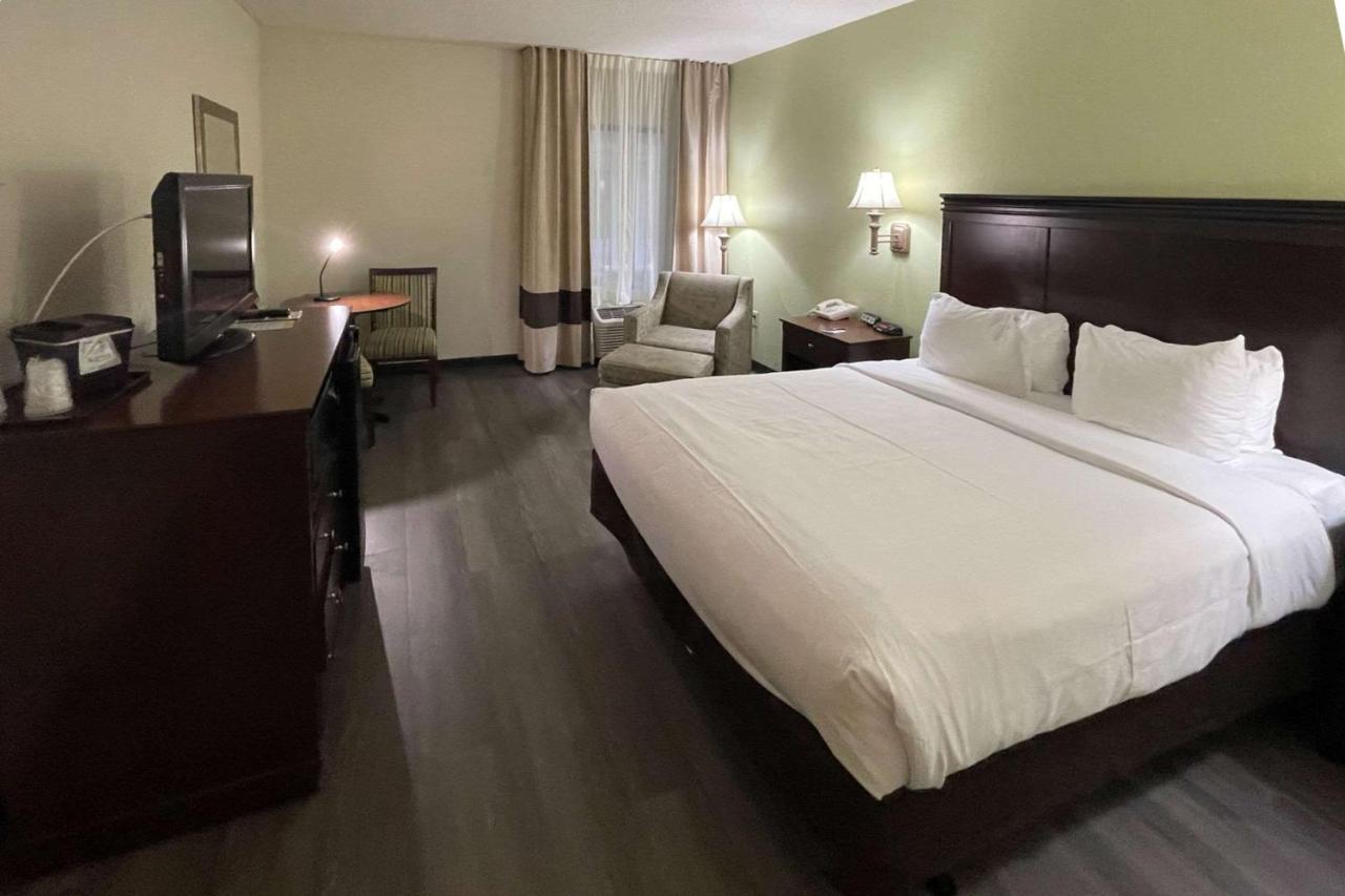Comfort Inn Pinehurst - Southern Pines Exteriör bild