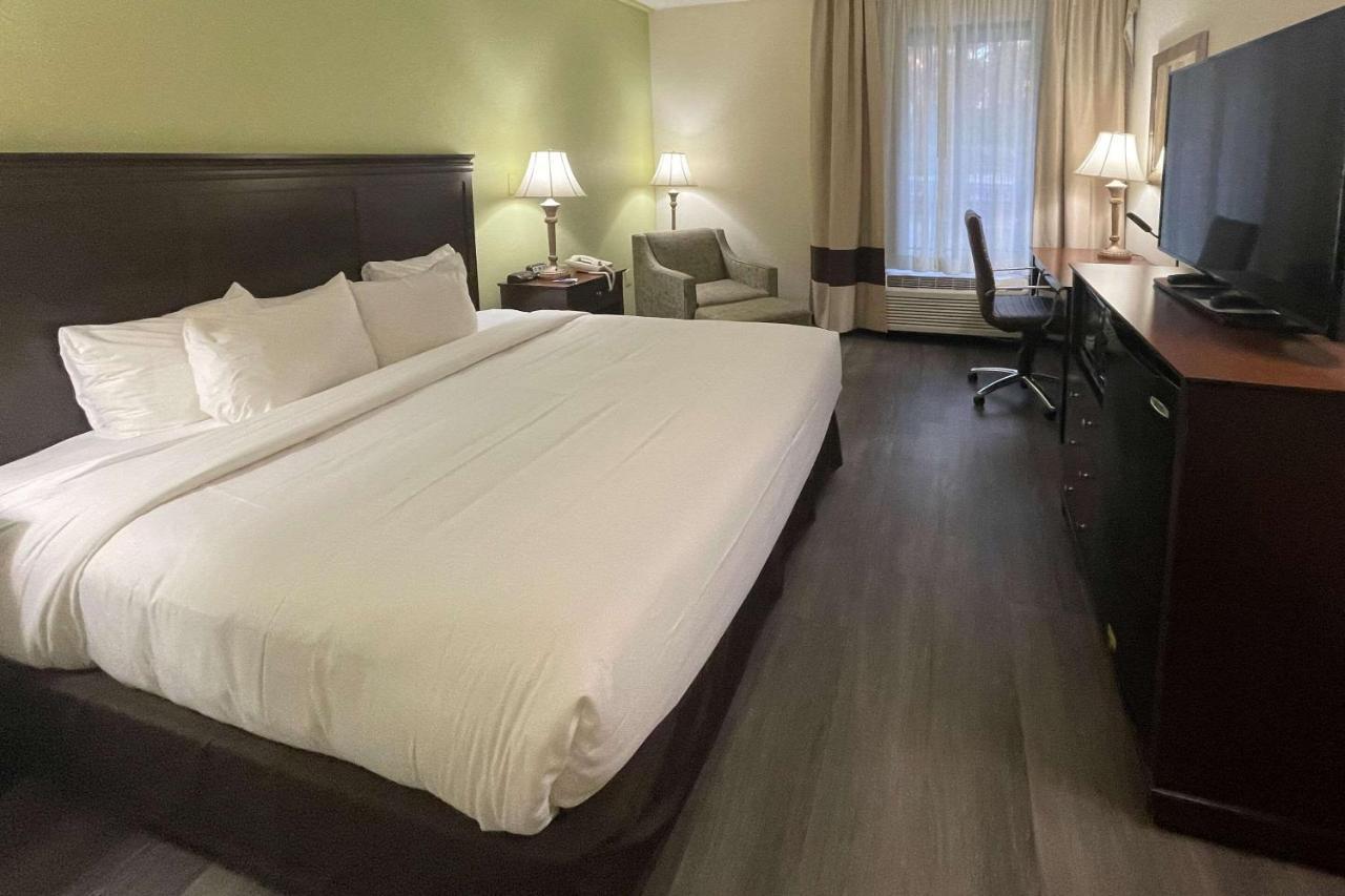 Comfort Inn Pinehurst - Southern Pines Exteriör bild